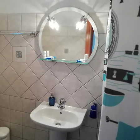 αγκυρα * Livadi (Serifos)