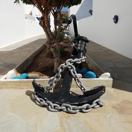 αγκυρα * Livadi (Serifos)